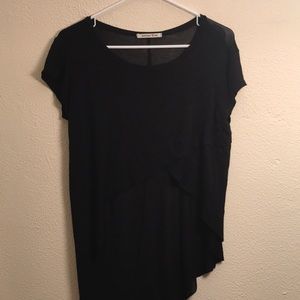 Black, high-low top- crosses in front